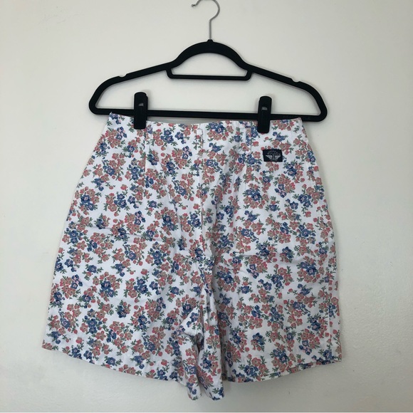 Vintage Dockers Floral shorts size petite 12 - Picture 7 of 10